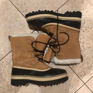 Sorel Caribou men’s winter snow boots size 11